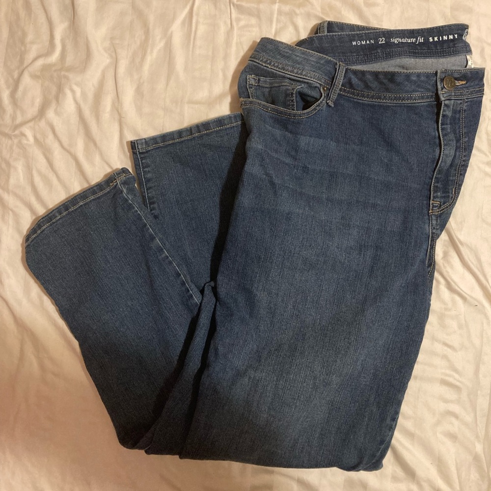 Dress Barn Signature Fit Dark Wash Skinny Jeans